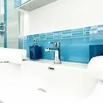 Apartamento Casa Acqua Marina - Only 6 Steps From The Main Road