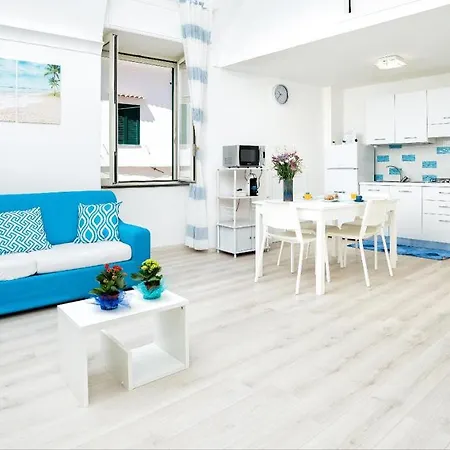 Casa Acqua Marina - Only 6 Steps From The Main Road Amalfi