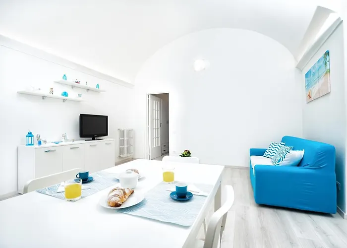 Apartment Casa Acqua Marina - Only 6 Steps From The Main Road