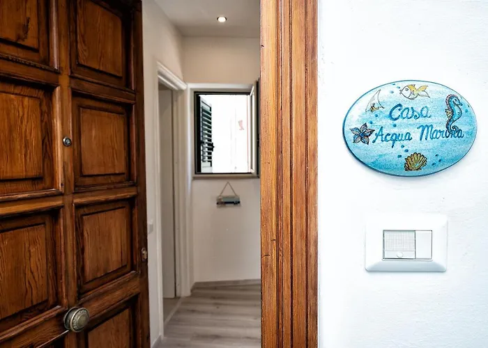 Casa Acqua Marina - Only 6 Steps From The Main Road Apartment