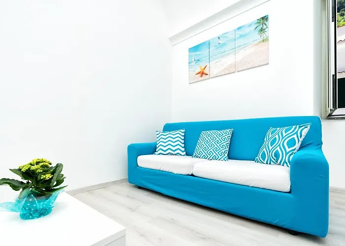 Apartment Casa Acqua Marina - Only 6 Steps From The Main Road